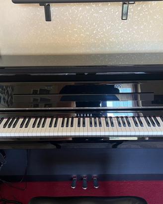 Yamaha Clavinova Clp 785 PE