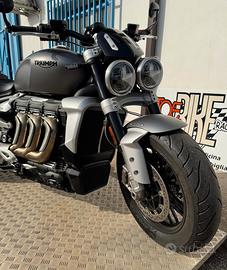 Triumph Rocket III Roadster