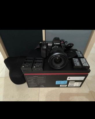 Panasonic Lumix S1 kit 24-105