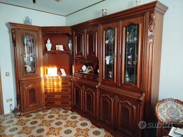 Credenza in legno massello stile classico