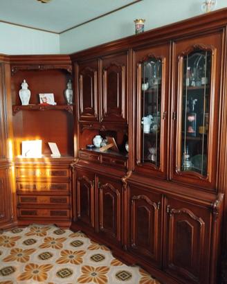 Credenza in legno massello stile classico