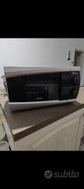 Microonde De Longhi