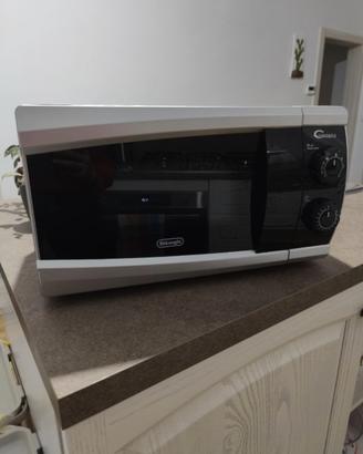 Microonde De Longhi