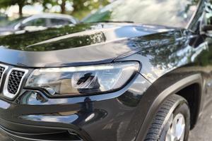 Jeep compass plug in benzina