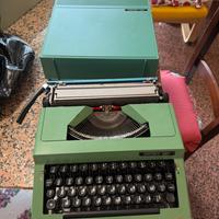 Macchina da scrivere Vintage Aquitron 505