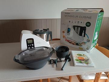 Robot da cucina "Monsieur Cuisine"