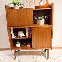 Highboard in stile scandinavo