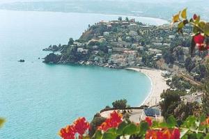 SOVERATO confinante MONTEPAONE LIDO - BAIA DI NAUS