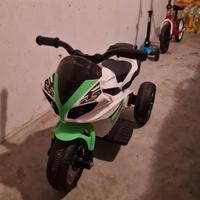 Moto bambini piccoli a batteria