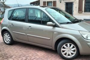 Renault Scenic 1.5 dci 