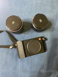 YI M1 Fotocamera con 2 Obbiettivi