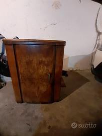 macchina da cucire funzionante con mobile