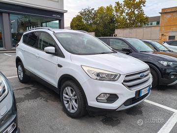 Ford Kuga 1.5 TDCI 120 CV 2WD Business - PROMO 36M