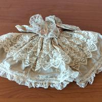 Vestito per bambola in pura seta e pizzo