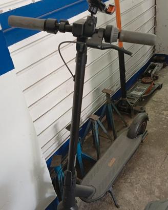 monopattino segway g30max