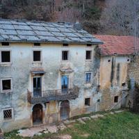 RUSTICO A BOSCO CHIESANUOVA