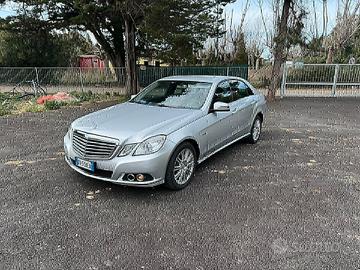 Mercedes-benz E 350 E 350 CDI BlueEFFICIENCY Elega