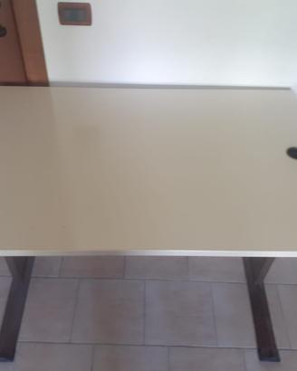 Scrivania compatta robusta da ufficio 120x80x75h
