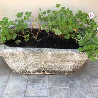 Coppia di Vasi antichi interamente in sasso