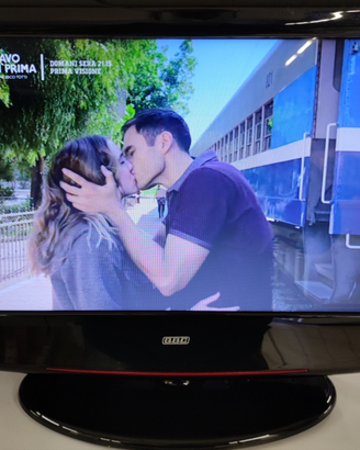 Tv lcd monitor 15,6" 220/12v x casa camper barca