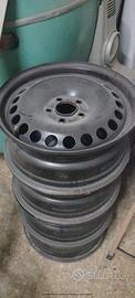 Cerchi in ferro Ford 16
