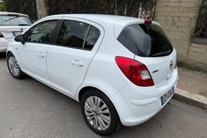 Opel Corsa Gpl Neopatentati