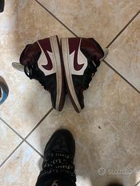Jordan 1 mid
