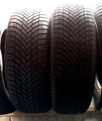 Continental 4 stagioni 235/55 R17 JEEP RENEGADE