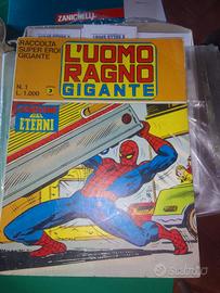 Uomo Ragno gigante raccolta con poster