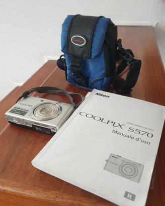 Fotocamera digitale Nikon COOLPIX S570