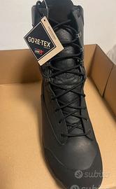 Anfibio tattico forze speciale carabinieri