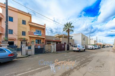 Villetta indipendente con giardino e garage