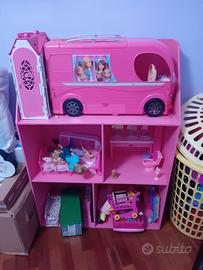 casa di barbie fatta a mano in legno 