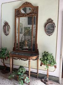 Console con specchiera della fine del XIX secolo