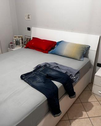 camera da letto completa