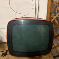 TV Indesit Mod. T12" S18 Matr. 791