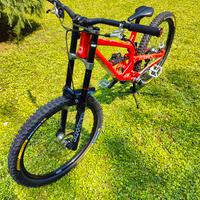 Commencal Furious M Downhill