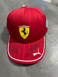 Cappello Ferrari Autografato