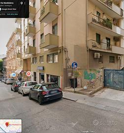 Parcheggio scoperto vicino a Piazza del Carmine