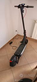 Monopattino elettrico 