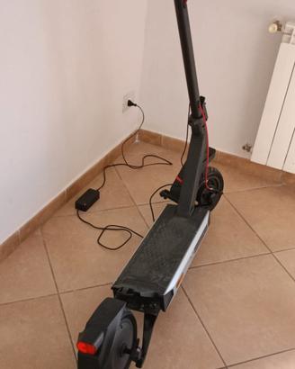 Monopattino elettrico 