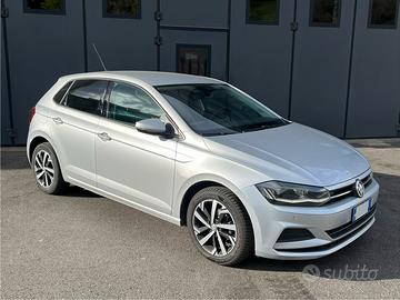 VW Polo Highline 1.0 TSI DSG 95 CV + Navi+Sensori