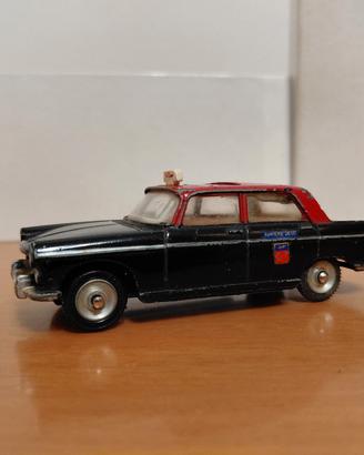 Dinky Toys Peugeot 404 no Politoys Mebetoys Corgi 