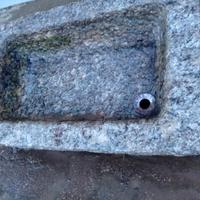 Antico Trogolo in pietra