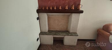 Rivestimento camino in marmo