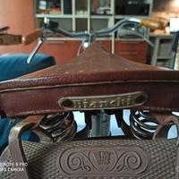 Sella nera o marrone nuova stileretro'simil brooks