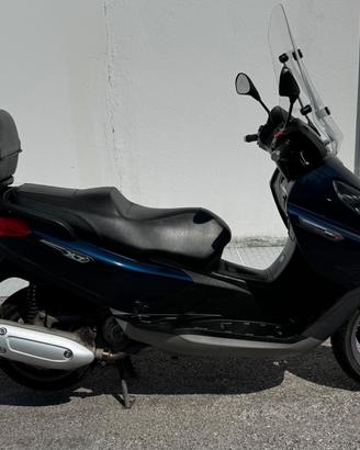 Piaggio X 7