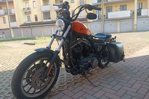 Harley-Davidson 883