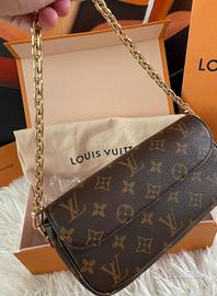 Portafoglio con catena Louis Vuitton Ivy Monogram