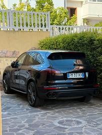 Porsche Cayenne 4.2 S Diesel 385 cv Platinum Edit.